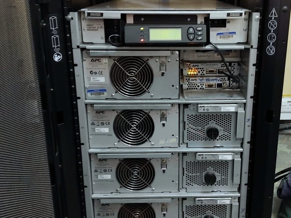 16KVA APC Symettra LX UPS